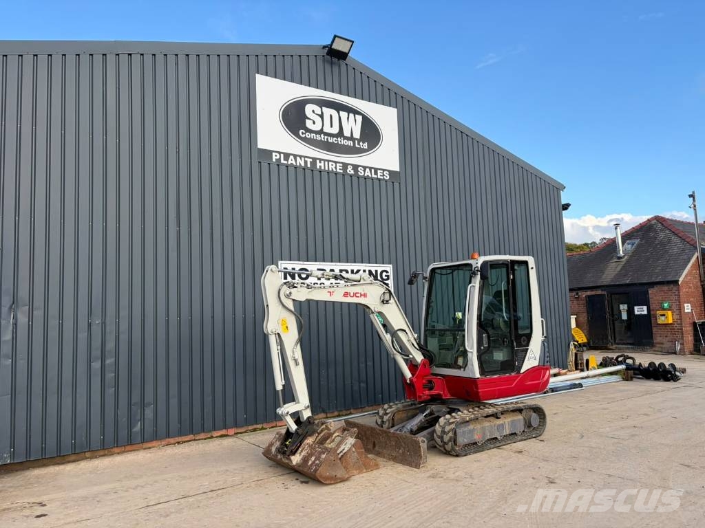 Takeuchi TB 228 Mini rýpadla < 7t