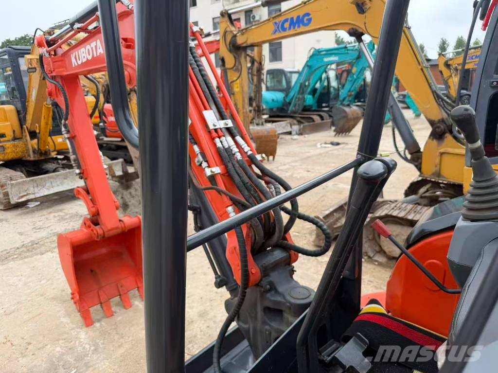 Kubota U 30 حفارات صغيرة أقل من 7 طن (حفارات صغيرة)
