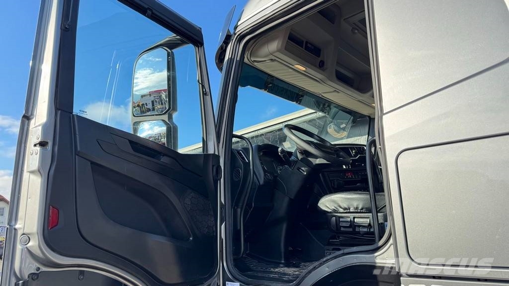 Iveco S-WAY 480 4X2 tractor unit - RETARDER - TIPP. HY. Naudoti vilkikai