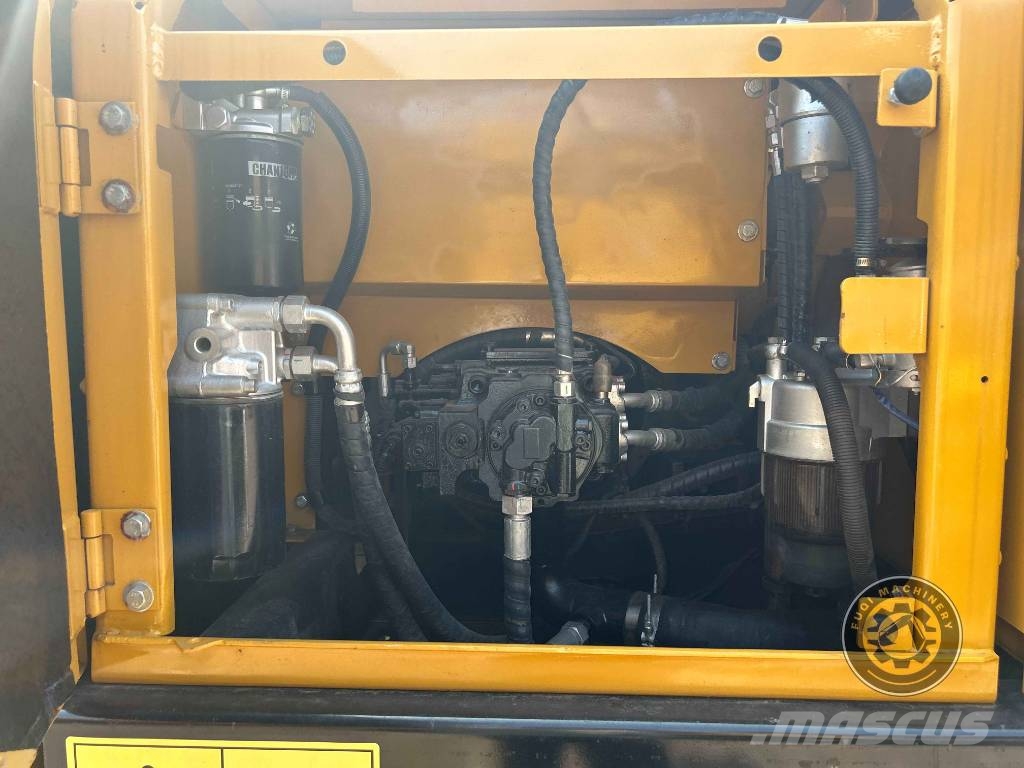 Sany SY135C Raupenbagger