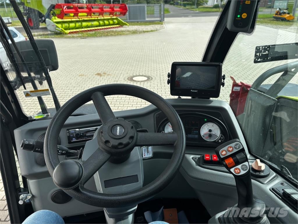 CLAAS Scorpion 746 مناولات متداخلة
