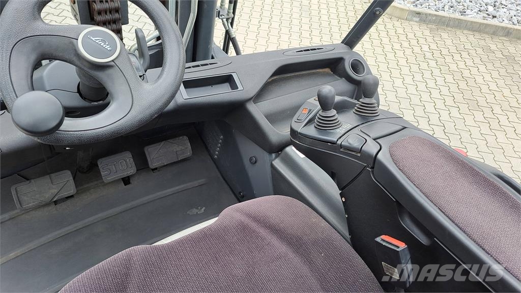 Linde E60 电动叉车