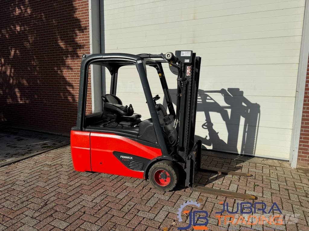 Linde E20L-02 شاحنات ذات رافعات شوكية تعمل بالكهرباء