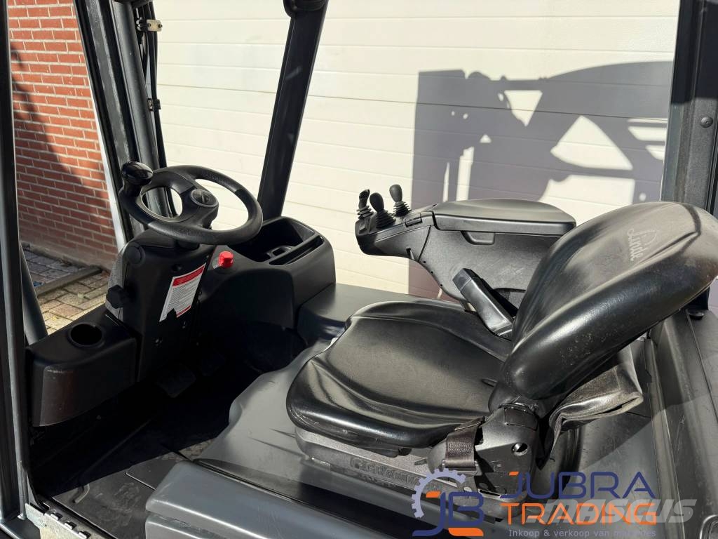 Linde E20L-02 شاحنات ذات رافعات شوكية تعمل بالكهرباء
