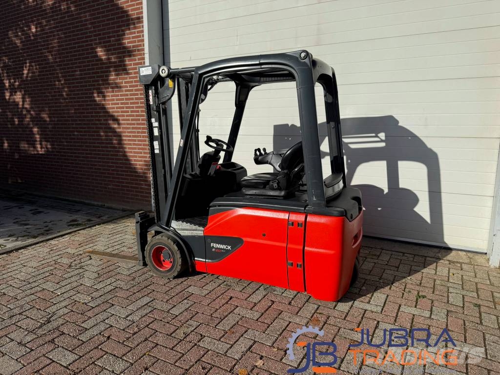 Linde E20L-02 شاحنات ذات رافعات شوكية تعمل بالكهرباء
