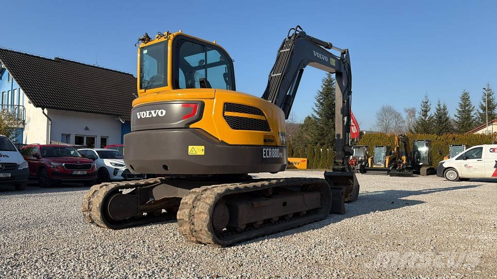 Volvo ECR 88 D حفارات وسط 7 طن - 12 طن