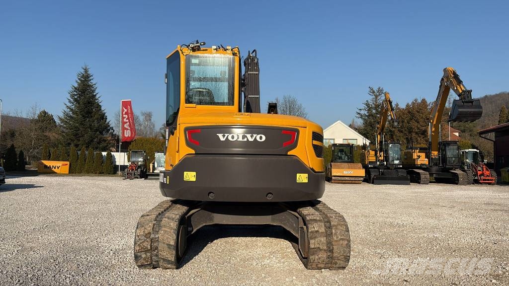 Volvo ECR 88 D حفارات وسط 7 طن - 12 طن