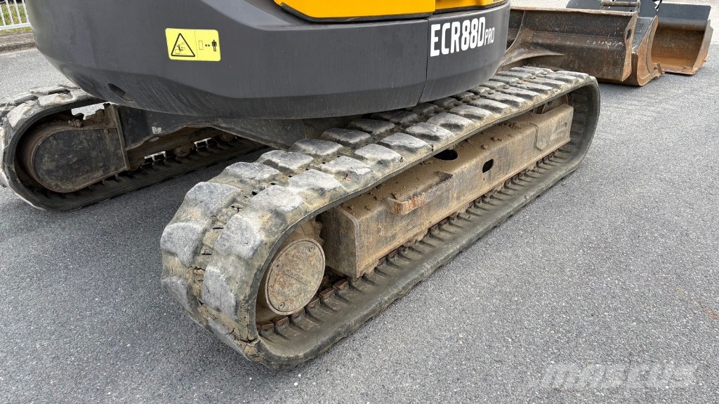 Volvo ECR88D Excavatoare 7t - 12t