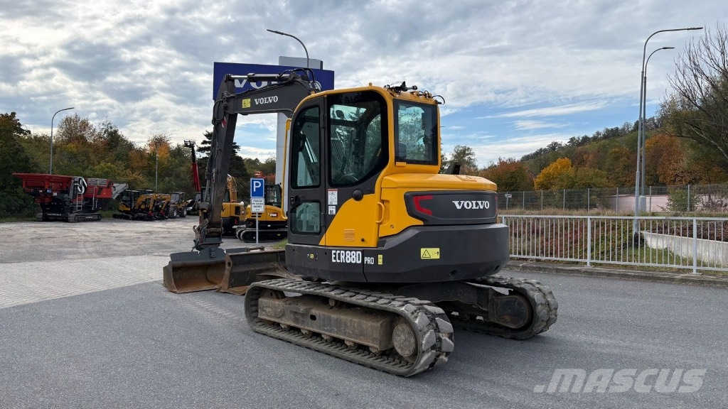 Volvo ECR88D Excavatoare 7t - 12t