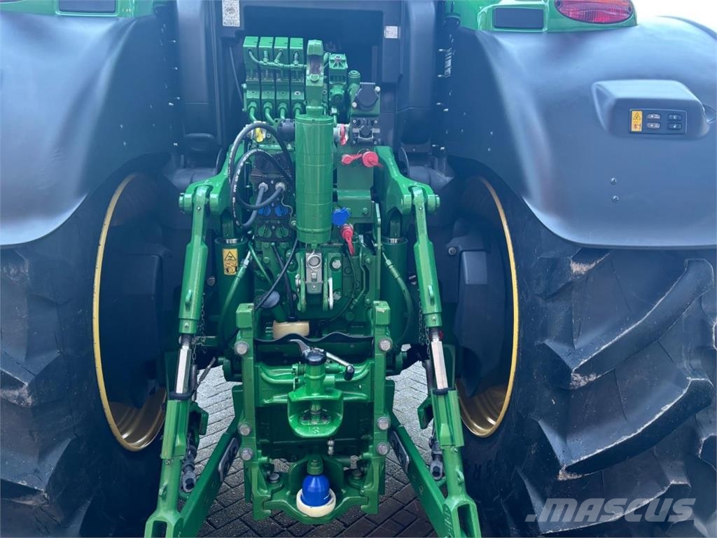 John Deere 6250R Traktorok