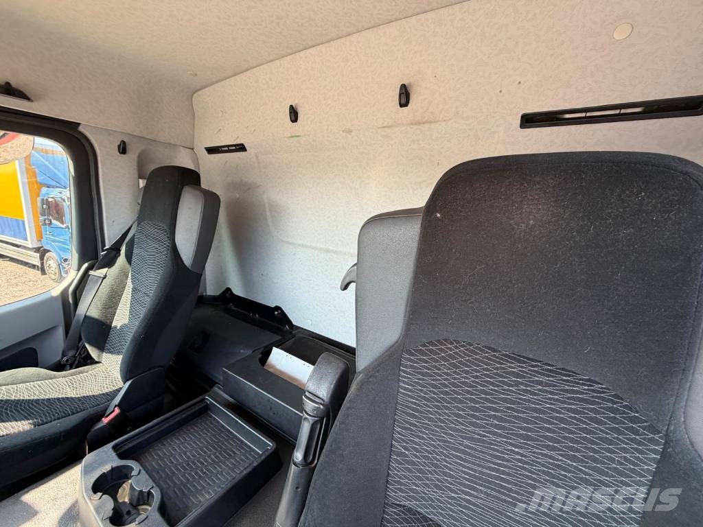Mercedes-Benz ANTOS 270 Serie 0528 شاحنات بمقصورة وهيكل