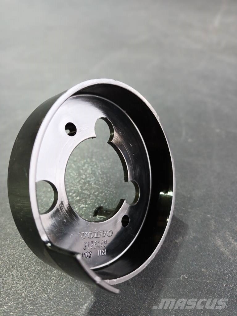 Volvo COVER 3176446 变速器