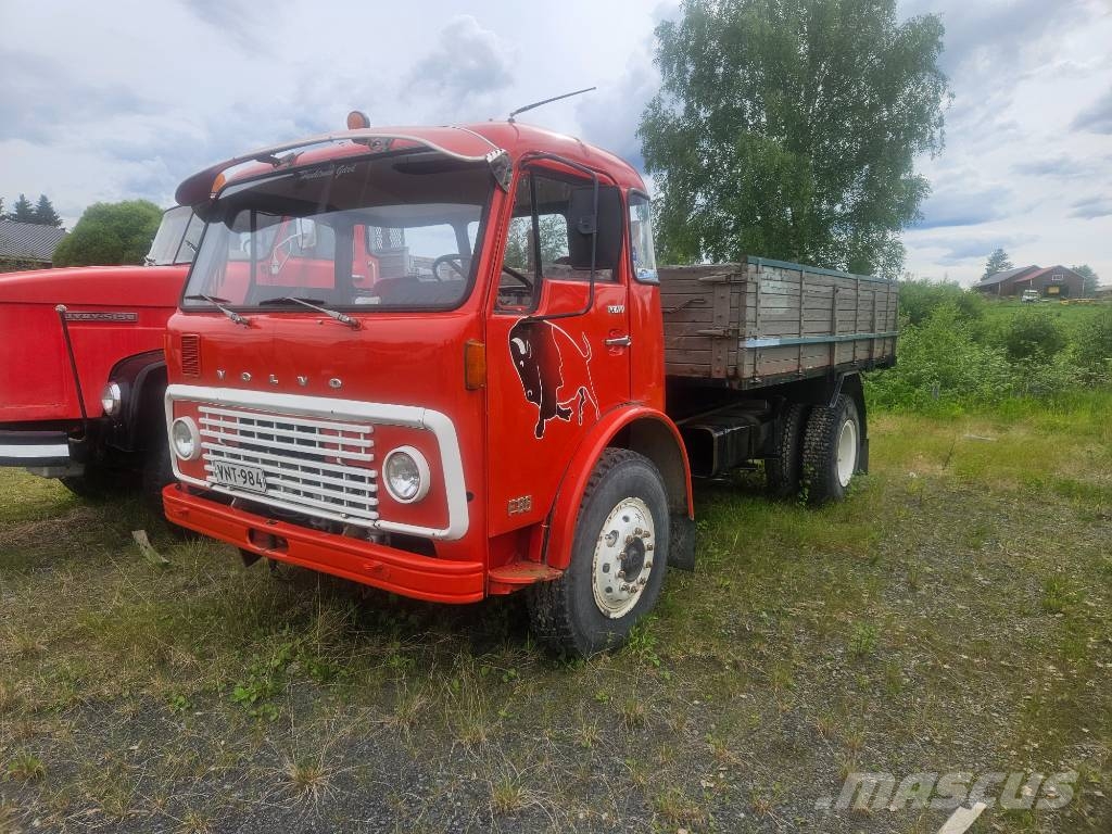 Volvo F 86 Camiones plataforma