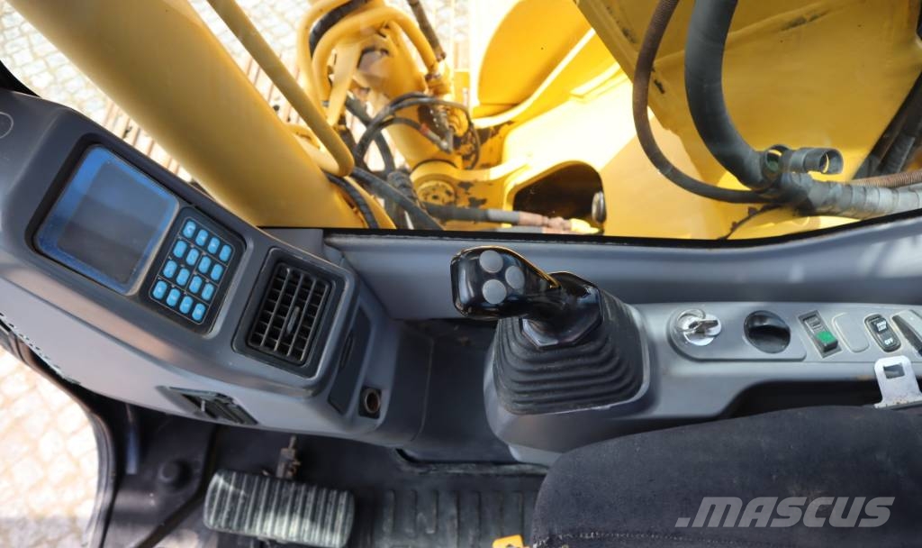 Komatsu PC 160 LC-7E0 حفارات زحافة