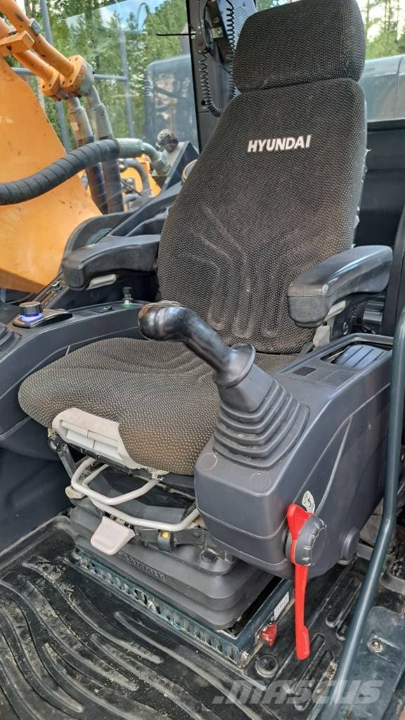 Hyundai HX 520 L Raupenbagger