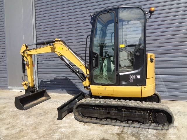 CAT 302.7 D Εκσκαφάκι (διαβολάκι) < 7t