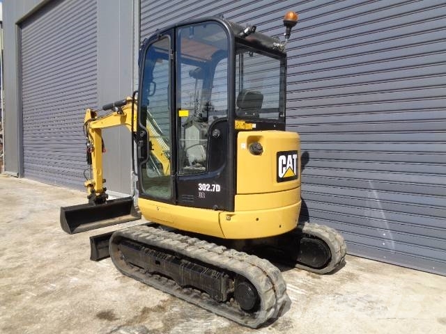 CAT 302.7 D Εκσκαφάκι (διαβολάκι) < 7t