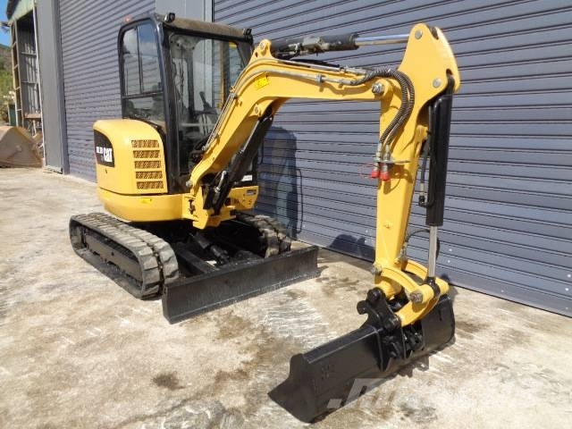 CAT 302.7 D Εκσκαφάκι (διαβολάκι) < 7t