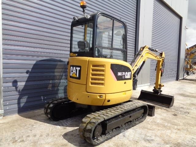 CAT 302.7 D Εκσκαφάκι (διαβολάκι) < 7t