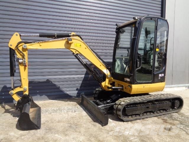 CAT 302.7 D Εκσκαφάκι (διαβολάκι) < 7t