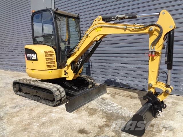 CAT 302.7 D Εκσκαφάκι (διαβολάκι) < 7t