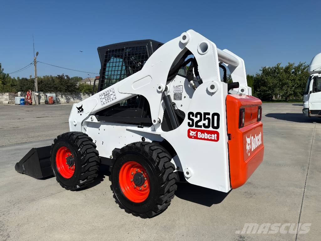 Bobcat S 250 Liukuohjatut kuormaajat
