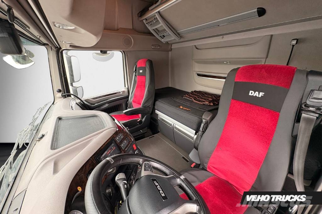 DAF FTS XF530Z 6x2 FULL BOOGIE وحدات الجر