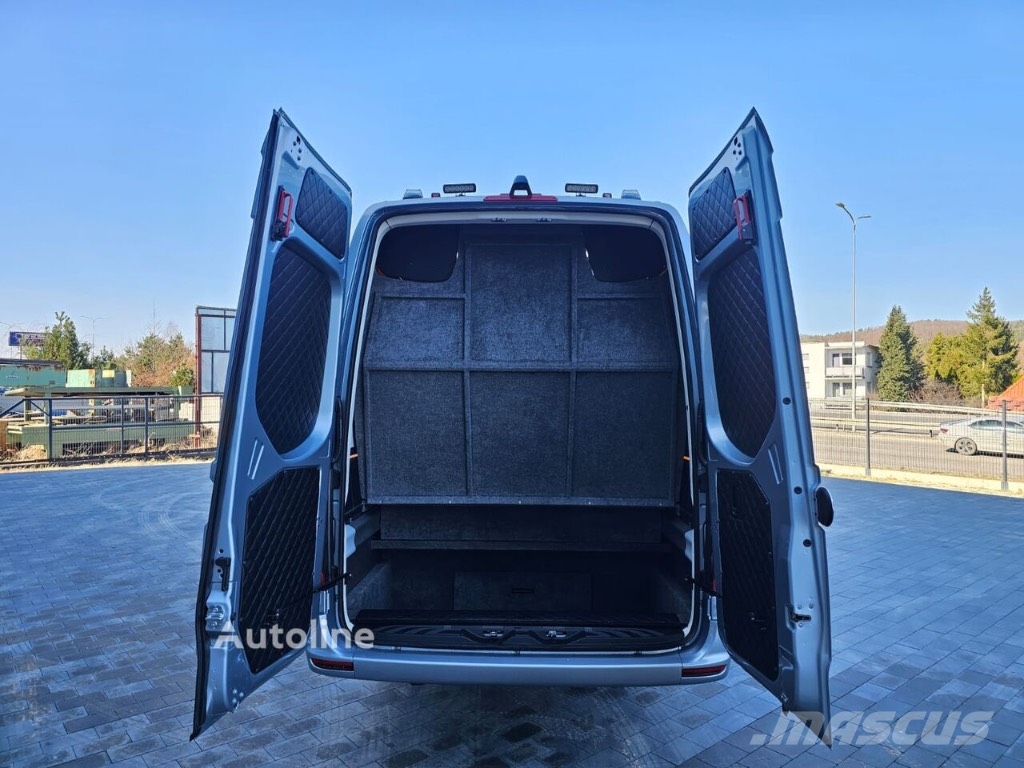 Mercedes-Benz Mercedes-Benz Sprinter 519CDI - Luxury minibus Междуградски автобуси