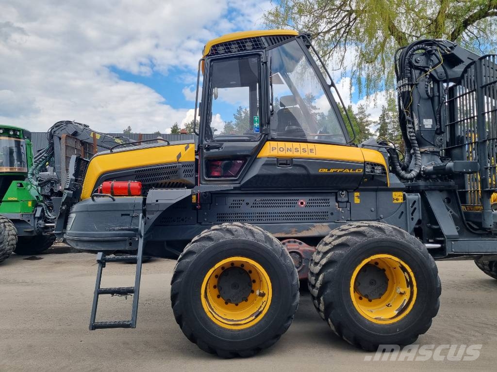Ponsse Buffalo 8W Vyvážecí traktory