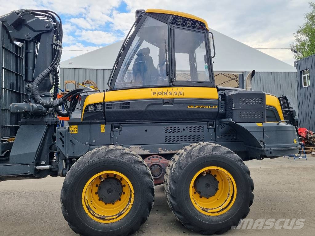 Ponsse Buffalo 8W Vyvážecí traktory