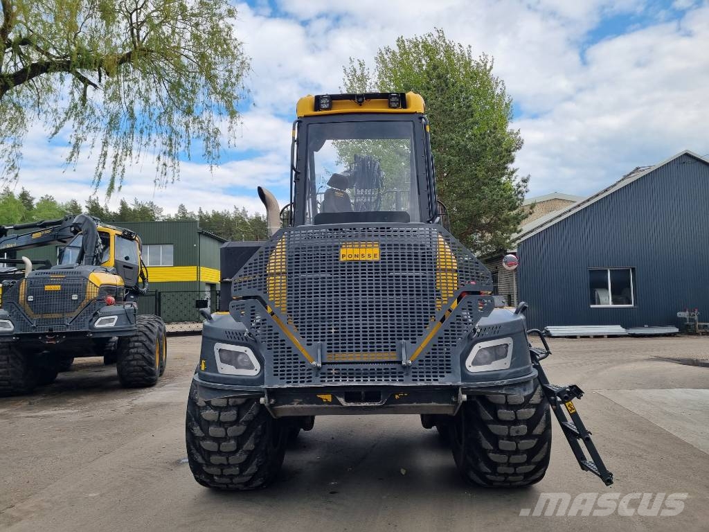 Ponsse Buffalo 8W Vyvážecí traktory
