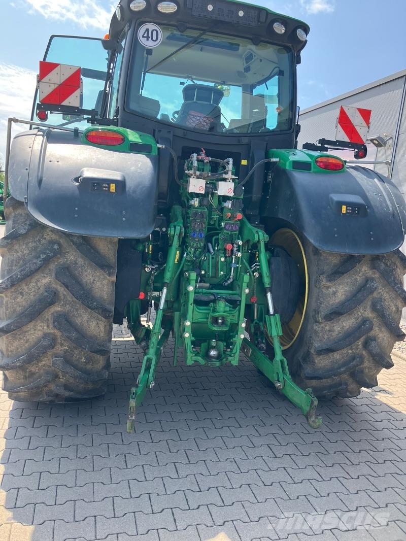 John Deere 6250R Trattori