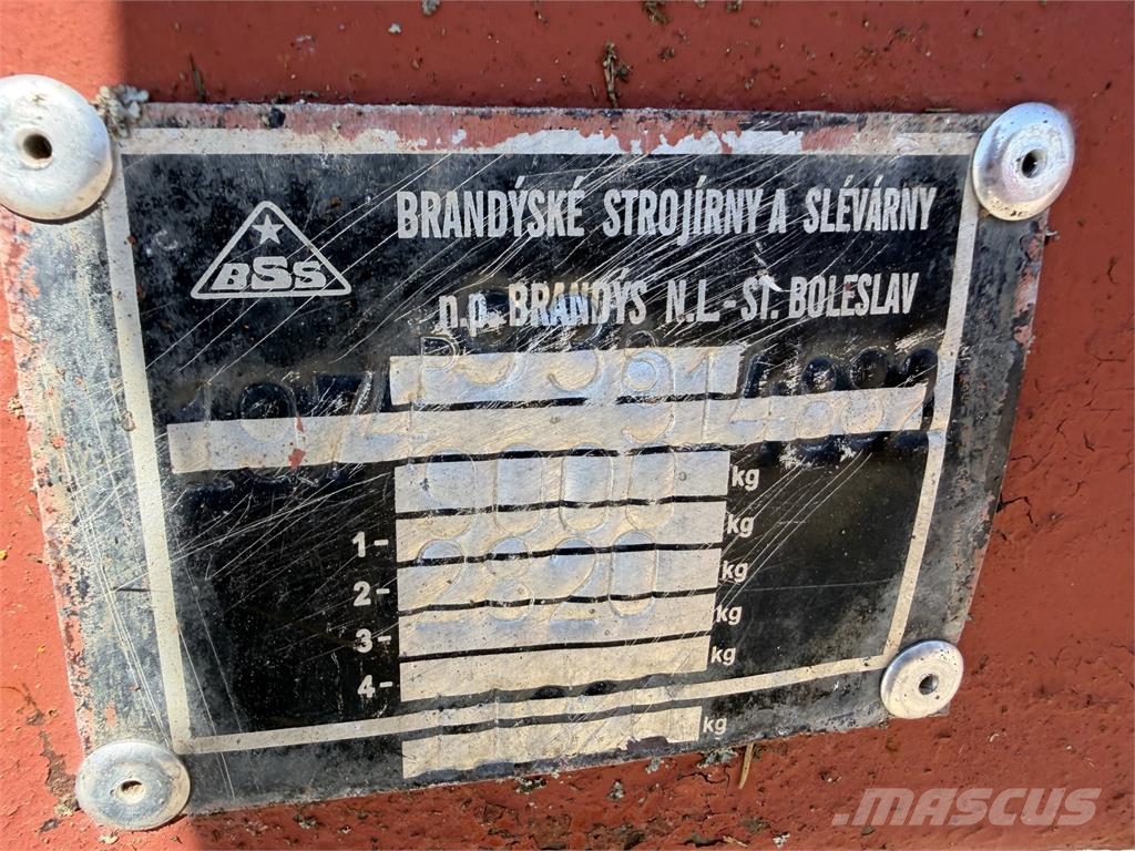 VIN 882 - Vlečka 5T plechová BSS dvojstranný vyklápač Vetotrukit