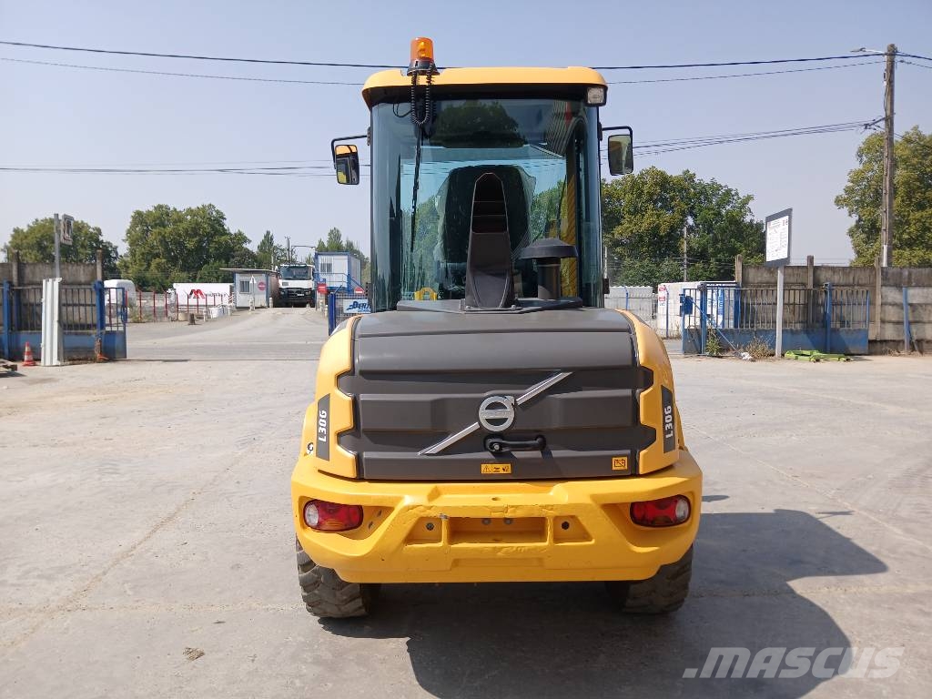 Volvo L 30 G 輪胎式裝載機