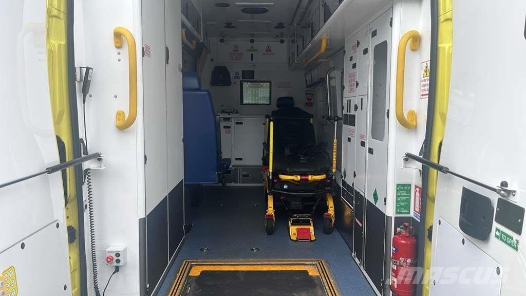 Fiat Ducato A&E Fiat Ducato A&E Vehicle with Stryker Pr Sanitky