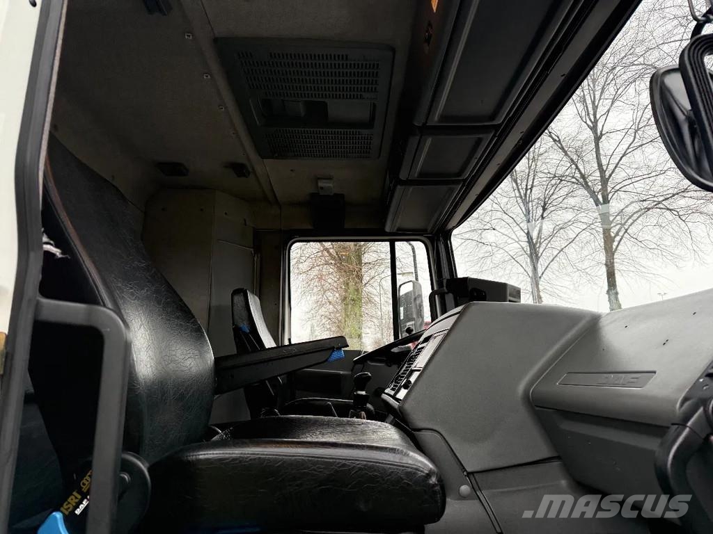 DAF 95 330 ATI / Origineel Nederlandse geleverde vrach Τράκτορες