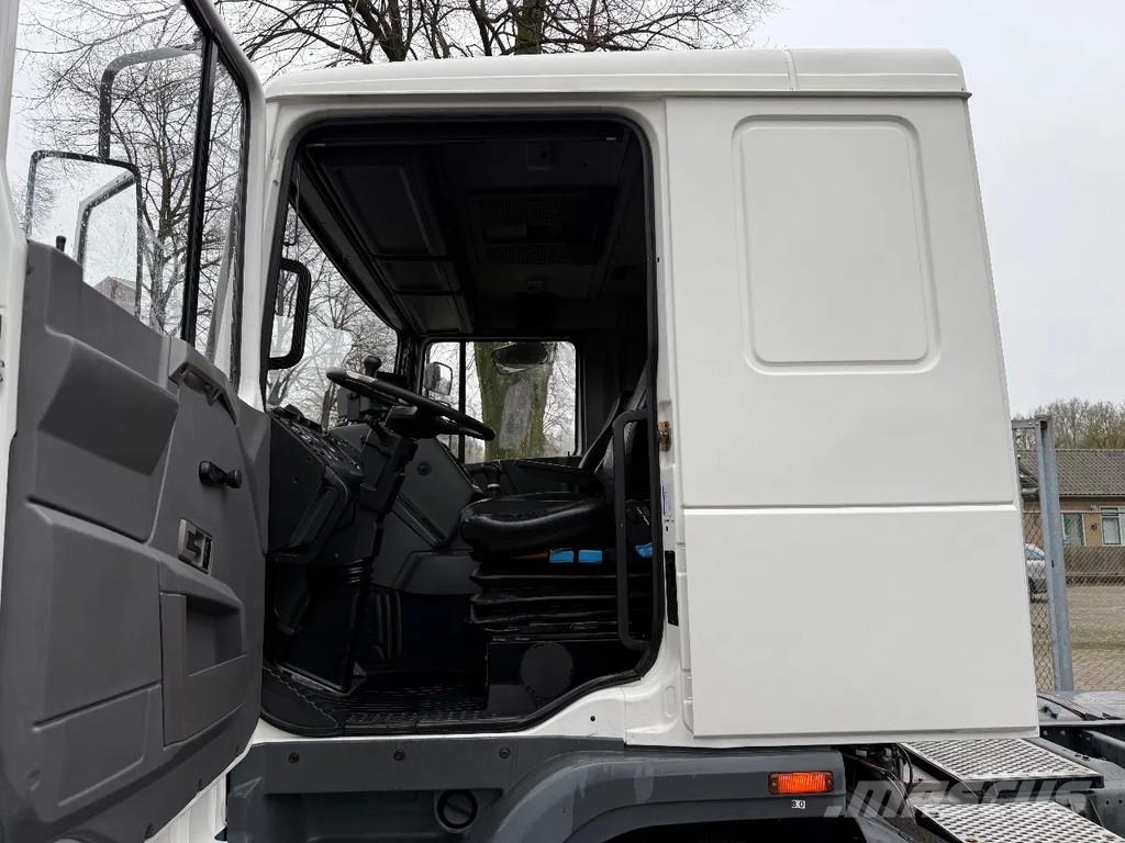 DAF 95 330 ATI / Origineel Nederlandse geleverde vrach Τράκτορες