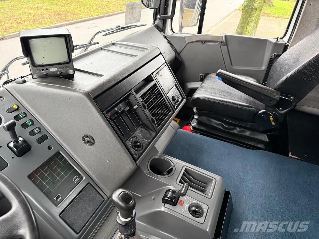 DAF 95 330 ATI / Origineel Nederlandse geleverde vrach Τράκτορες