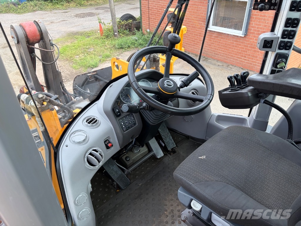 Volvo L110H Wheel loaders