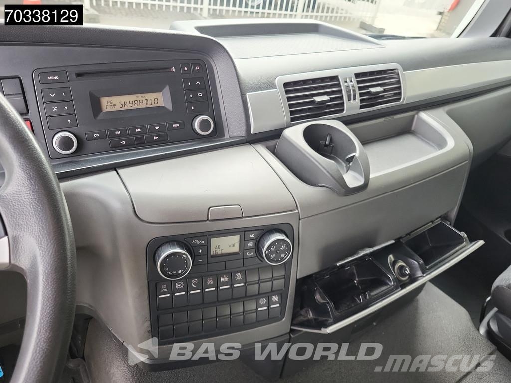 MAN TGS 18.320 4X2 19tonner Driving School double peda Camiones con caja de remolque