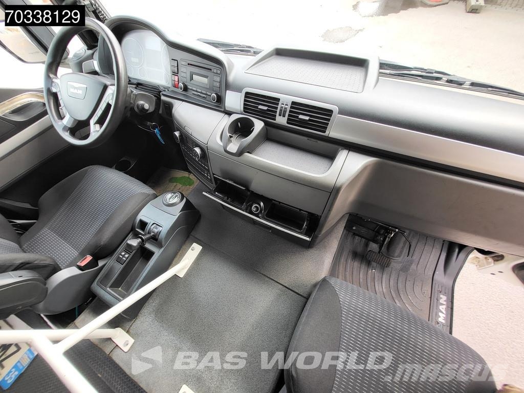MAN TGS 18.320 4X2 Driving School Euro 6 厢式货车