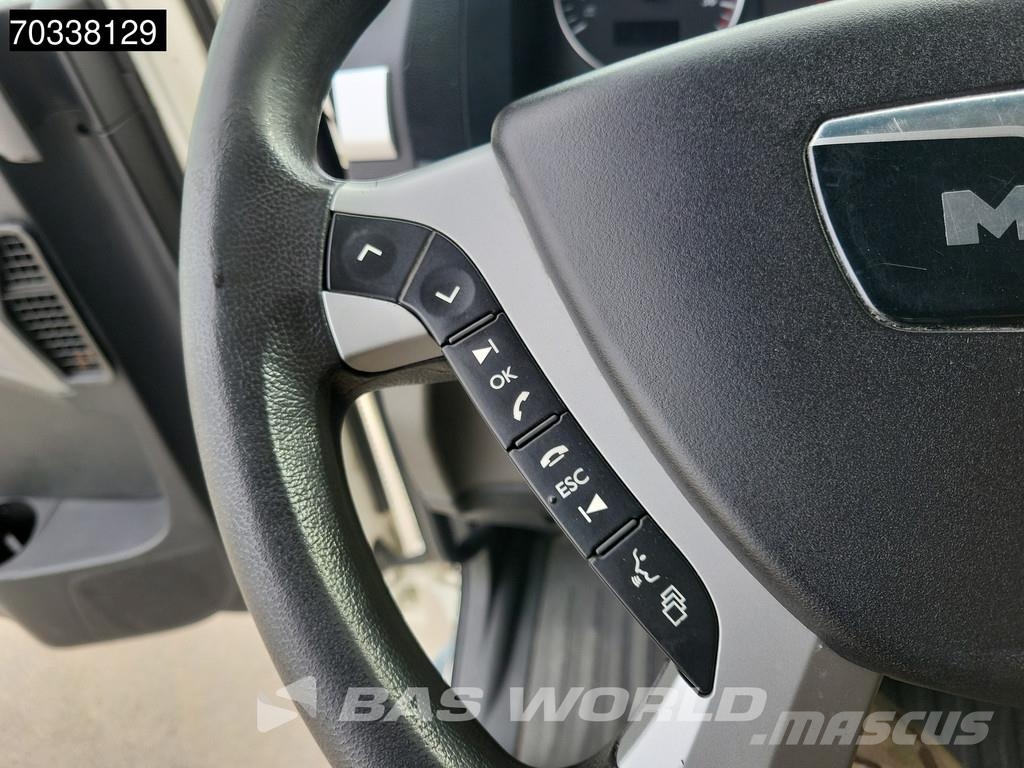 MAN TGS 18.320 4X2 Driving School Euro 6 厢式货车