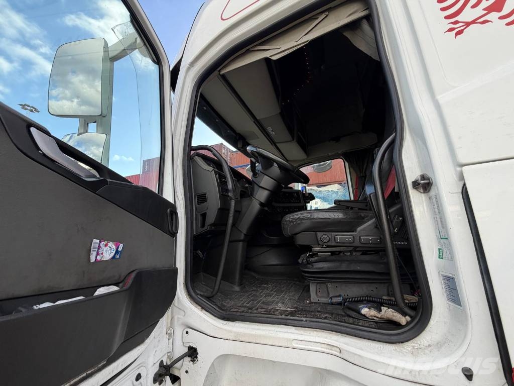 Volvo FH 6X2 540HK Seria nr 1757 Vilcēji
