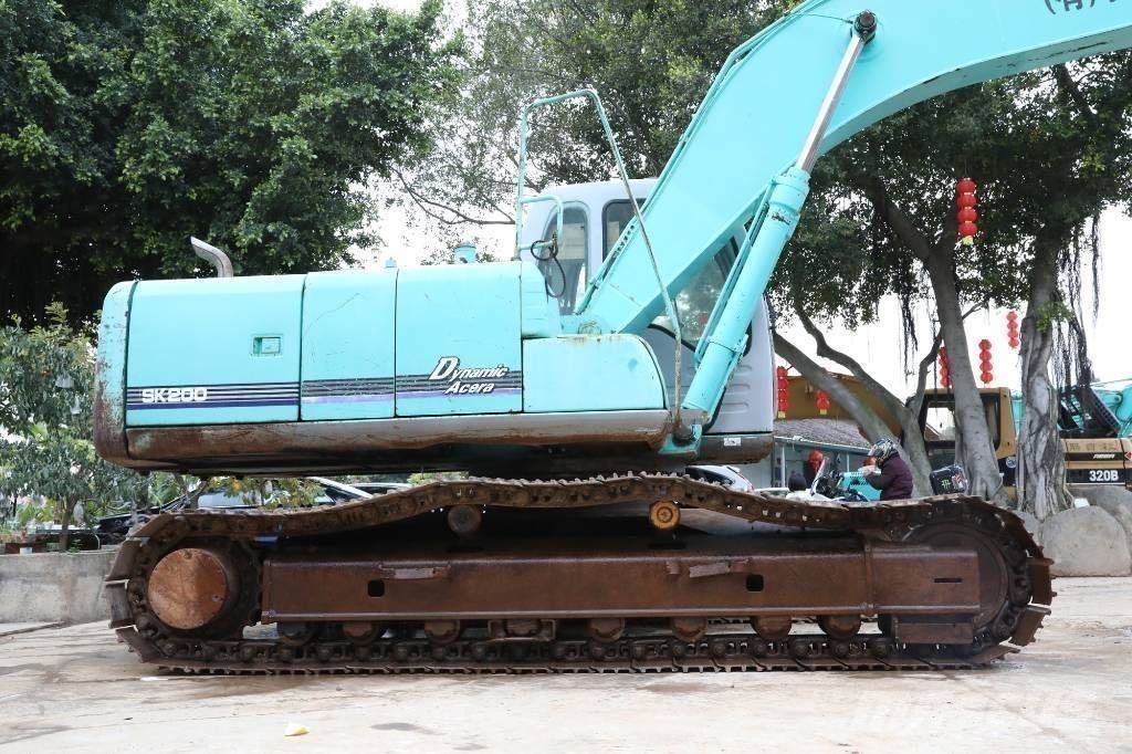 Kobelco SK 200-5 Excavadoras sobre orugas