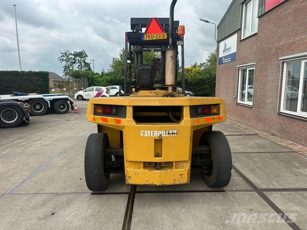 CAT DP100 VORKVERSTELLERS + SIDE SHIFT Stivuitor diesel