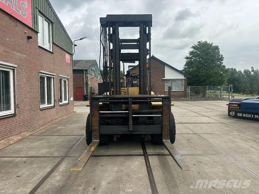 CAT DP100 VORKVERSTELLERS + SIDE SHIFT Stivuitor diesel