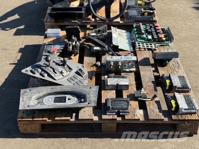 Volvo A 40 G I-ECU, MID140 Elektronik