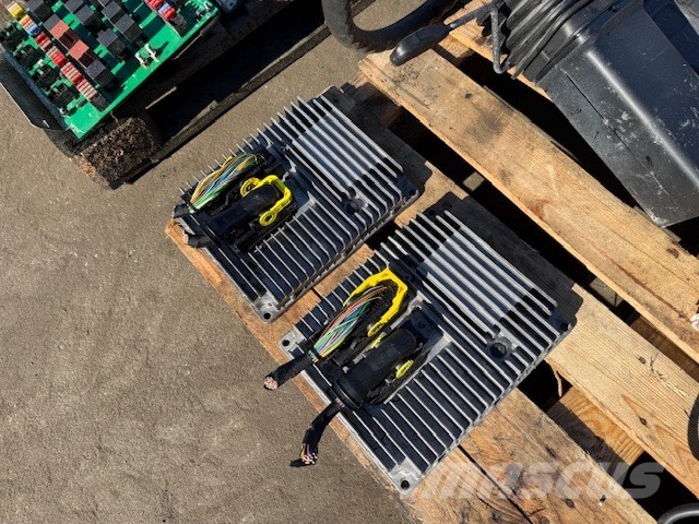 Volvo A 40 G I-ECU, MID140 Elektronik