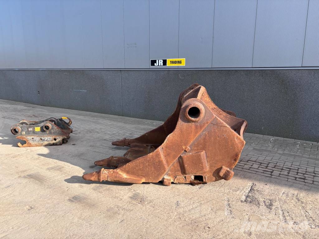Gjerstad G90 Quickcoupler + S90 Bucket - fits PC360 Cucharones