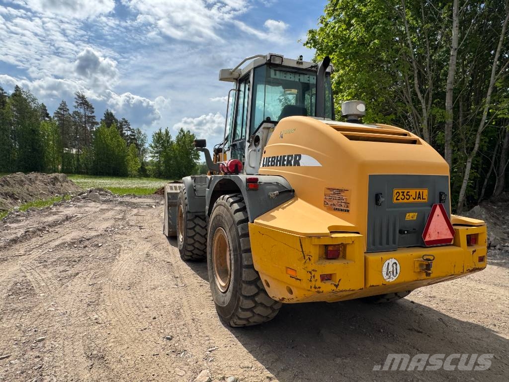 Liebherr L 538- Varattu Фронтальні навантажувачі